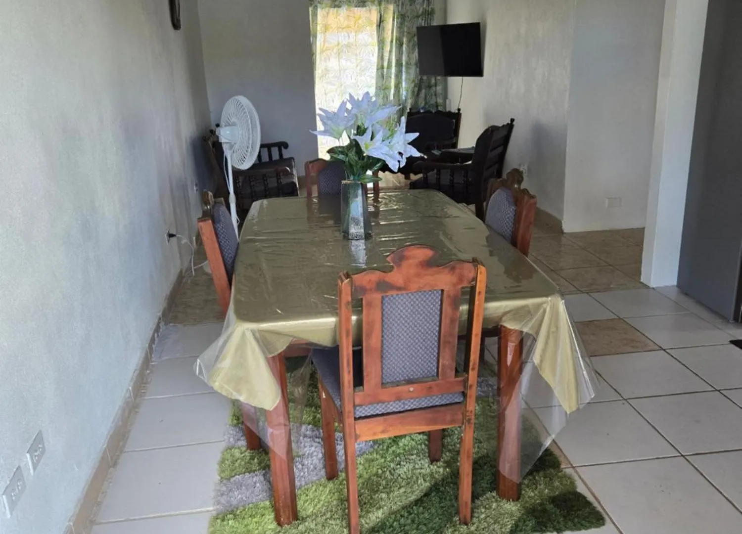 Bagatelle Terrace location